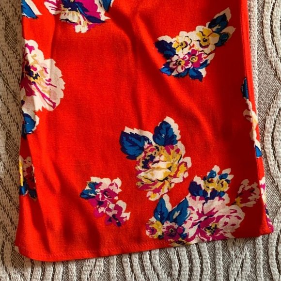 Multicolor Floral Cropped Ankle Pants Size Medium - Picture 7 of 10